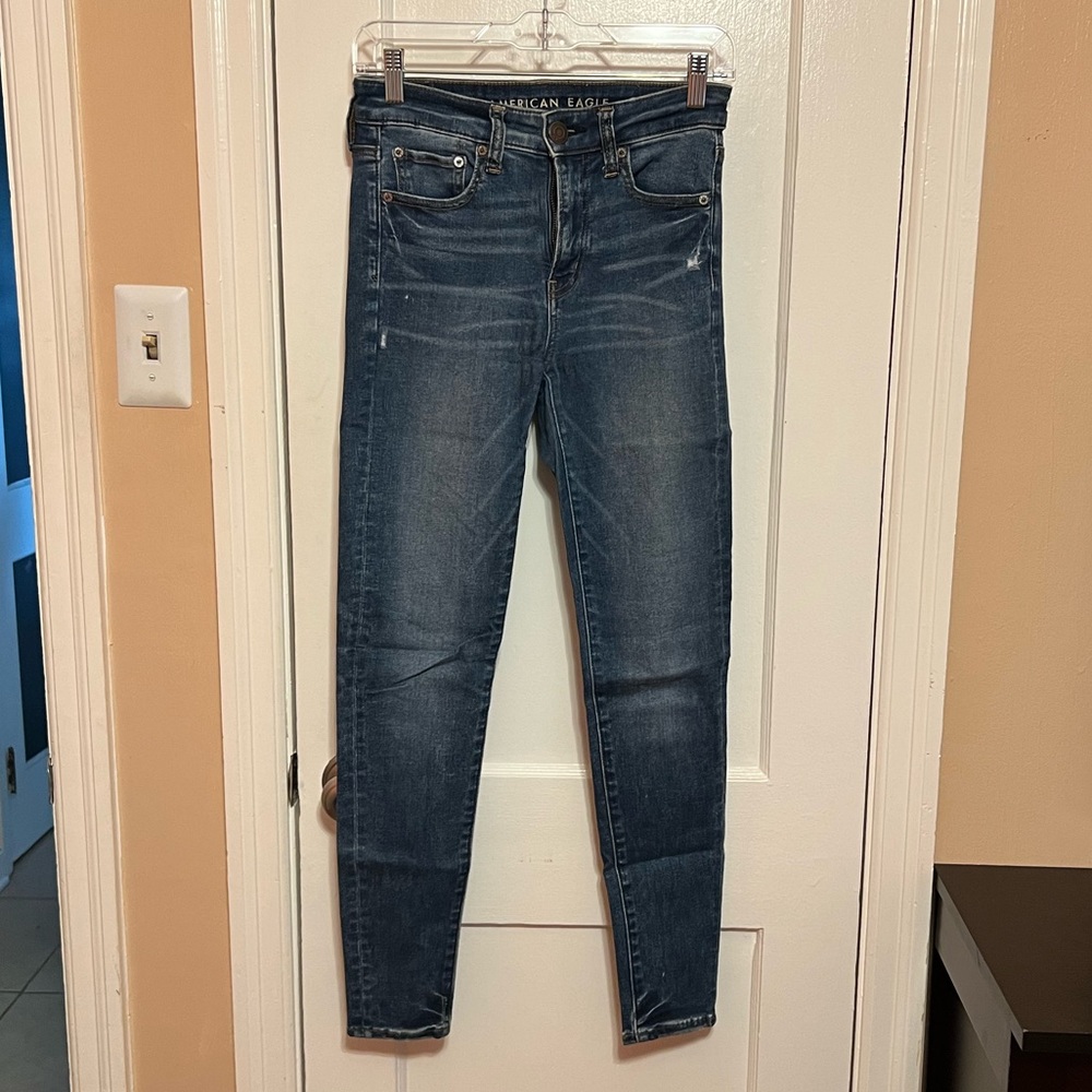 AE Hi-Rise Jegging. Size 2